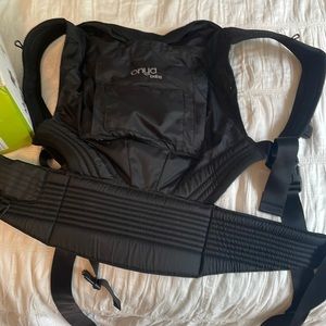 Onya Soft Baby Carrie